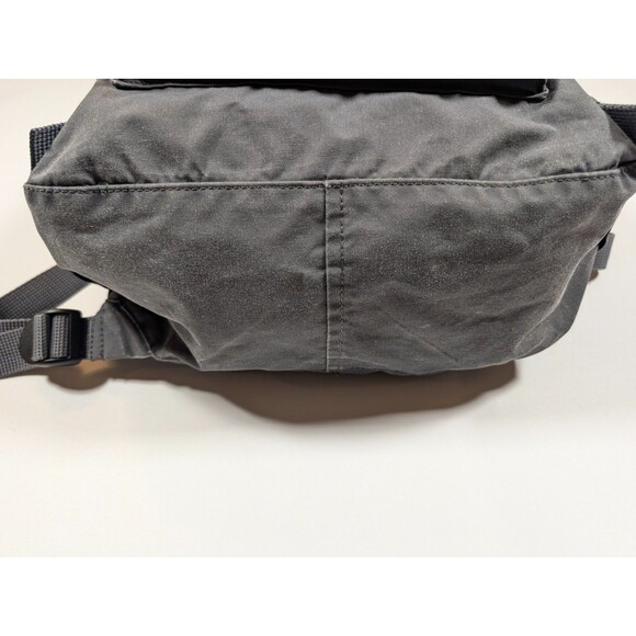 Fjallraven Kanken Classic Backpack Gray 23510 Sweden Canvas Everyday Outdoor - Picture 4 of 7
